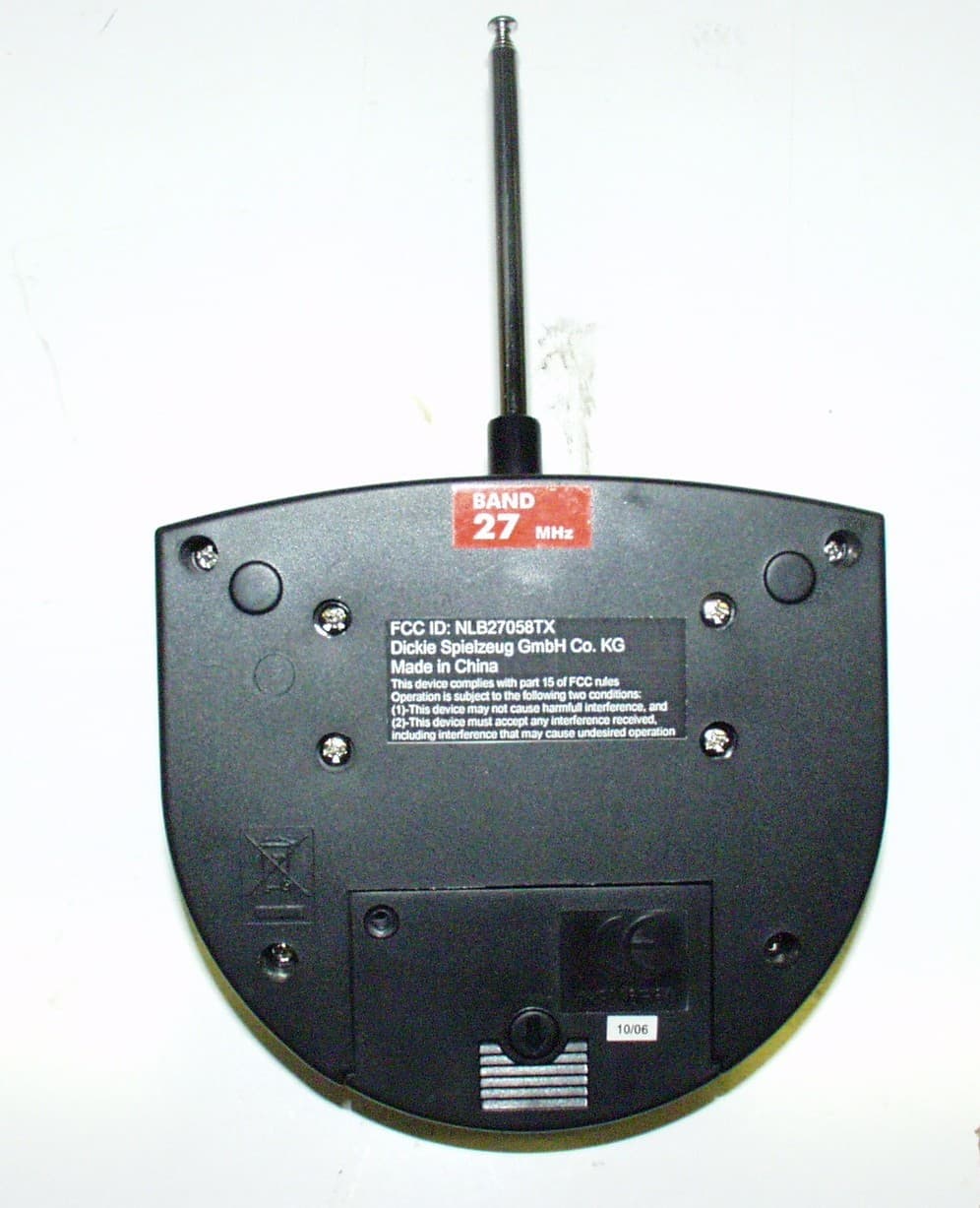 27MHz REMOTE CONTROL TRANSMITTER - FCC ID NLB27058TX - Dickie Toys Hong Kong Ltd.