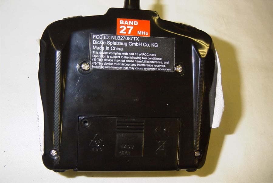 RC TOY-TRANSMITTER - FCC ID NLB27087TX - Dickie Toys Hong Kong Ltd. (2)