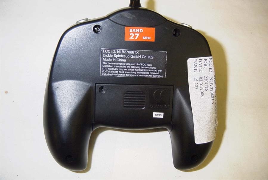RC TOY-TRANSMITTER - FCC ID NLB27088TX - Dickie Toys Hong Kong Ltd. (1)