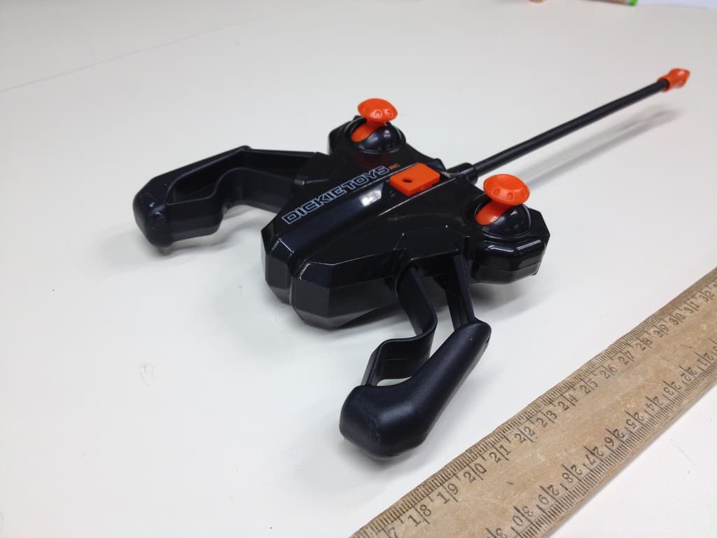 Low Power Transmitter (27.145MHz) - FCC ID NLB27205TX - Dickie Toys Hong Kong Ltd. (5)