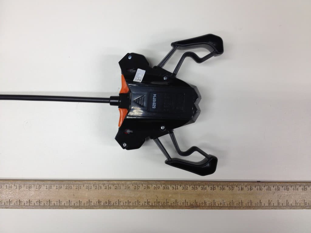 Low Power Transmitter (27.145MHz) - FCC ID NLB27205TX - Dickie Toys Hong Kong Ltd. (2)