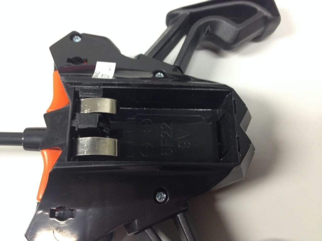 Low Power Transmitter (27.145MHz) - FCC ID NLB27207TX - Dickie Toys Hong Kong Ltd. (4)