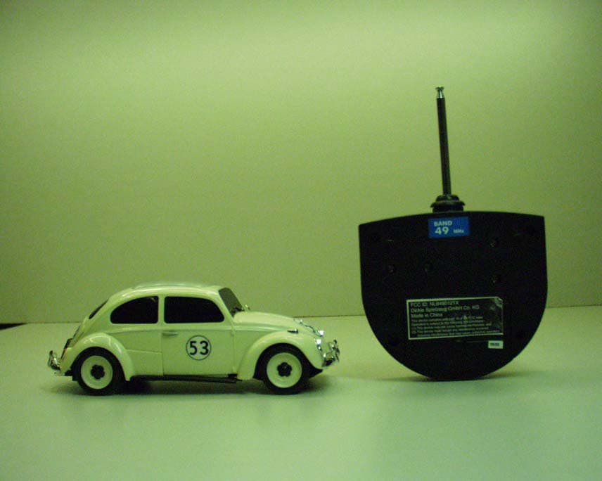 49 MHz TRANSMITTER - FCC ID NLB49012TX - Dickie Toys Hong Kong Ltd. (2)