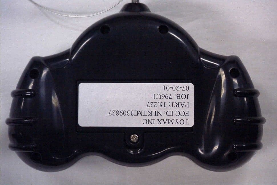 27MHz R/C Transmitter - FCC ID NLKTMI3309827 - Toymax Inc