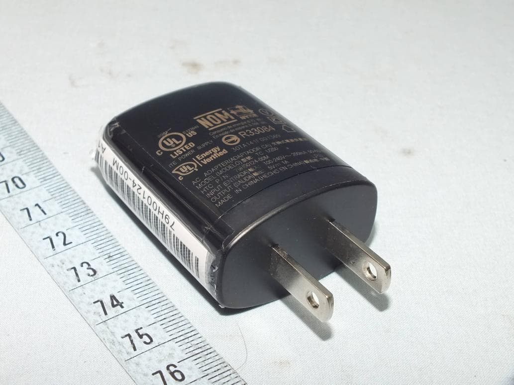 Smartphone - FCC ID NM80PCV220 - HTC Corporation (4)