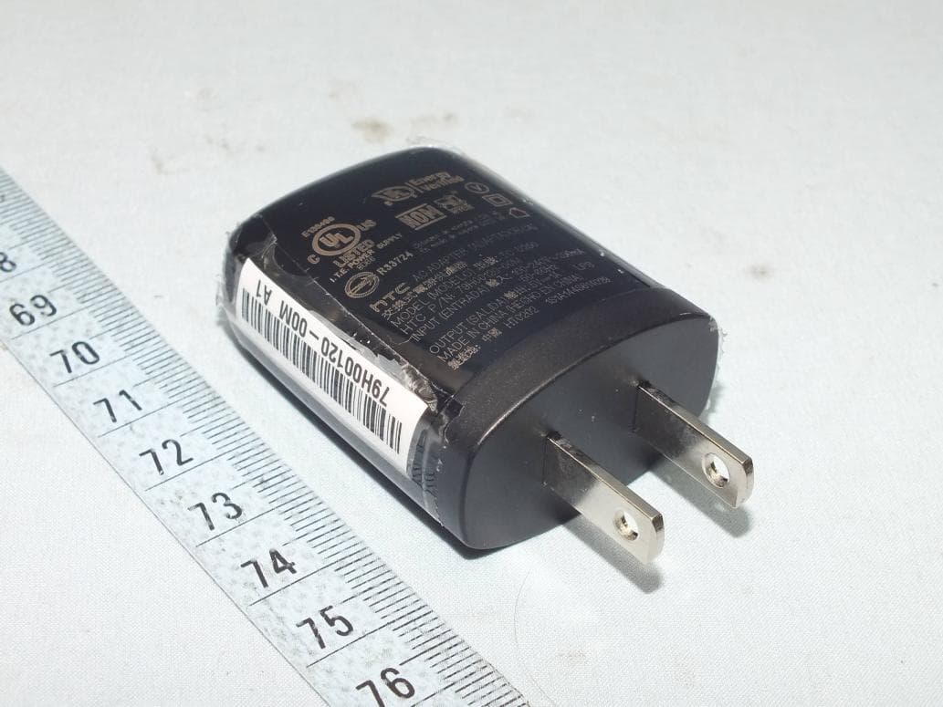 Smartphone - FCC ID NM80PCV220 - HTC Corporation (3)