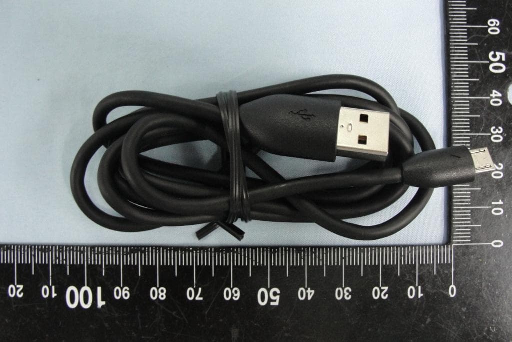 WINDOWS PHONE - FCC ID NM8PC40220 - HTC Corporation (4)