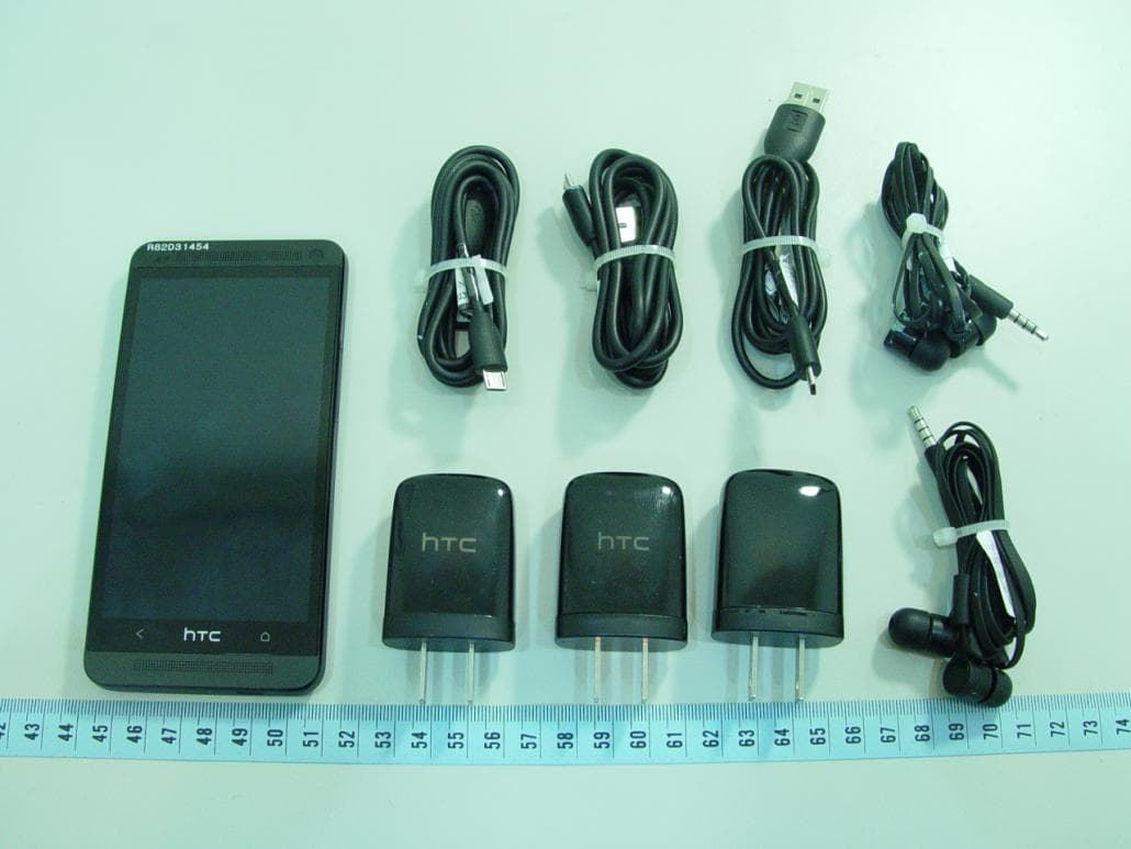 Smartphone - FCC ID NM8PN07130 - HTC Corporation (1)
