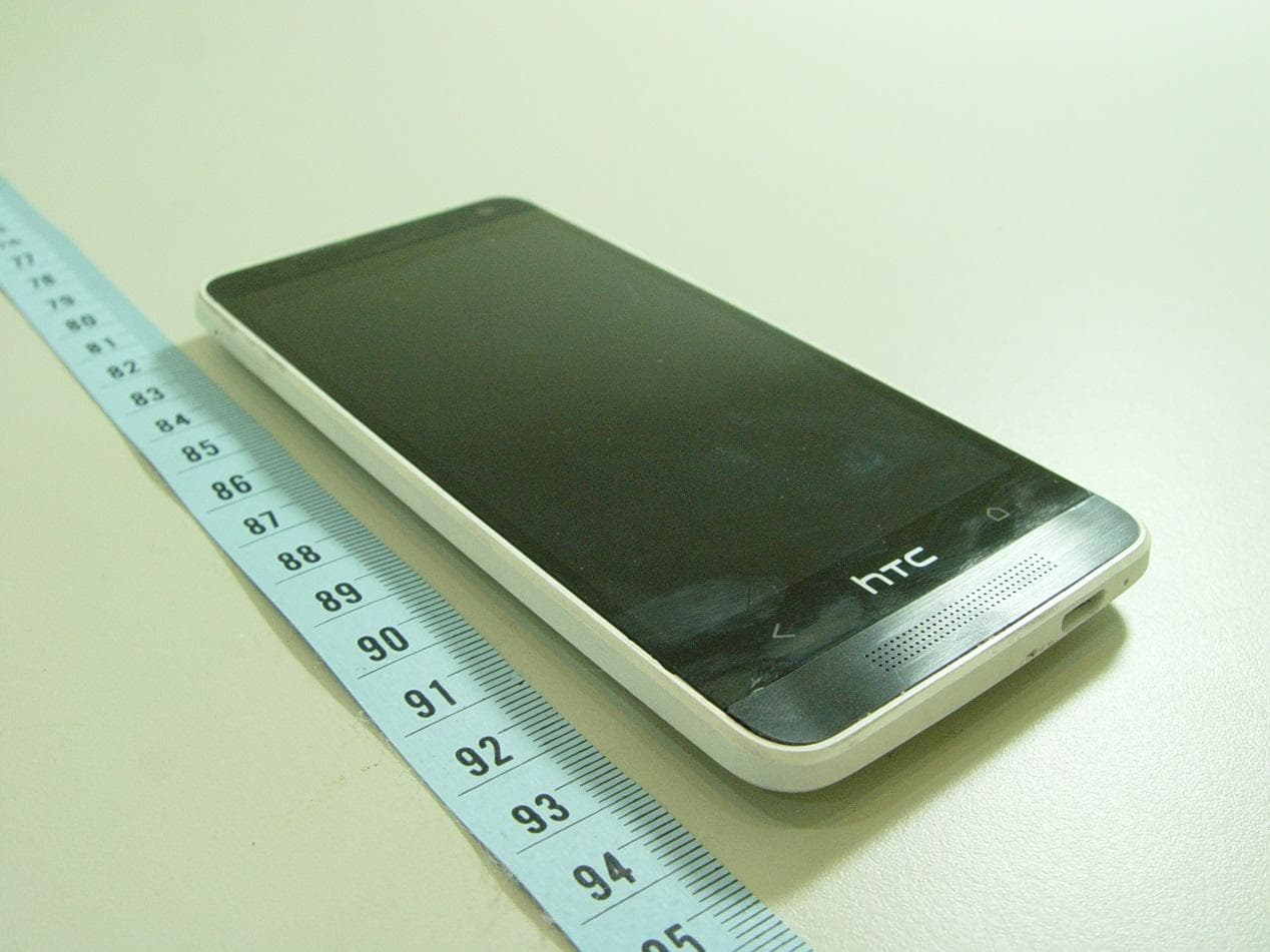 Smartphone - FCC ID NM8PO58200 - HTC Corporation (4)