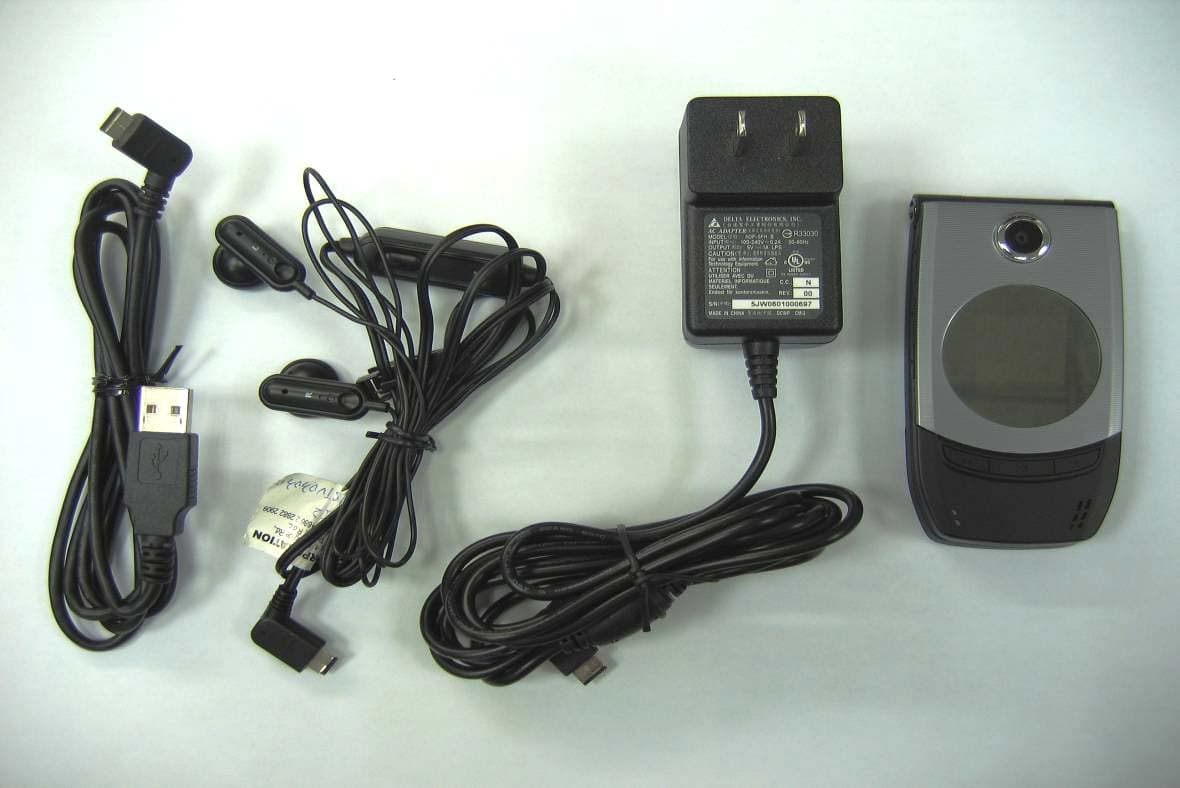 Smartphone - FCC ID NM8STAR - HTC Corporation