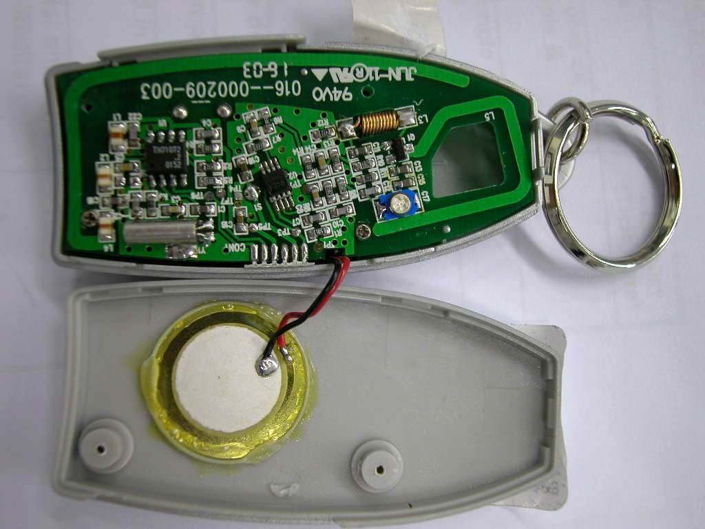 The Find One Find All Keyfinder - FCC ID NMTET136 - IDT Technology Limited (2)
