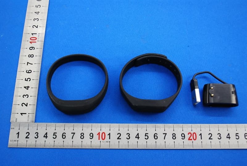 BLE Activity and Sleep Monitor - FCC ID NMTPE128 - IDT Technology Limited (5)