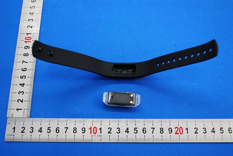 BLE Activity and Sleep Monitor - FCC ID NMTPE128 - IDT Technology Limited (3)