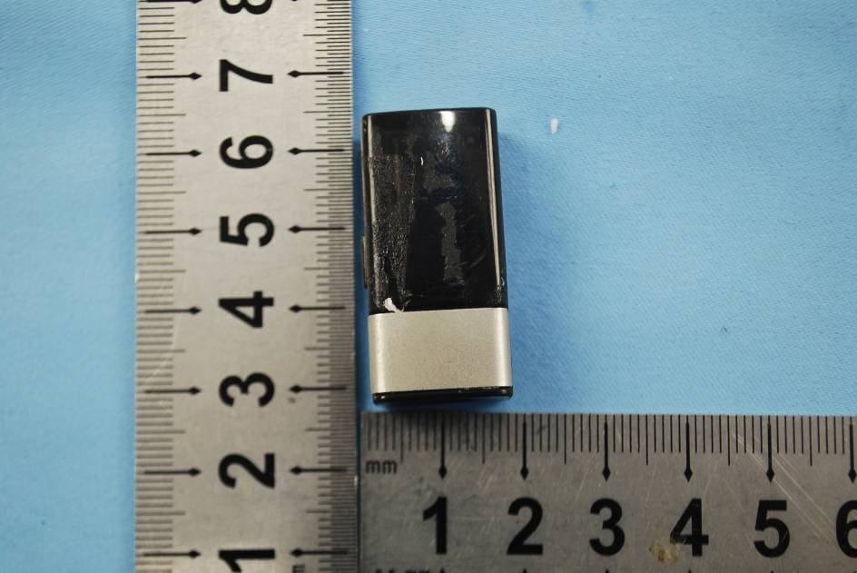 2nd generation activity and sleep monitor wrist device - FCC ID NMTPE289 - IDT Technology Limited (2)
