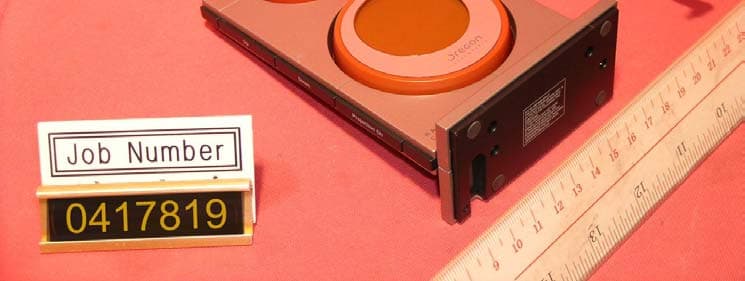 Cool RF Projection Clock with Animated Projection - FCC ID NMTRM818PA-01 - IDT Technology Limited (2)
