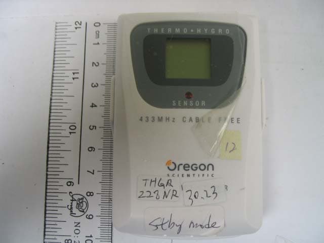 Remote Thermo-Hygro Sensor - FCC ID NMTTHX2X8NR-01 - IDT Technology Limited (2)