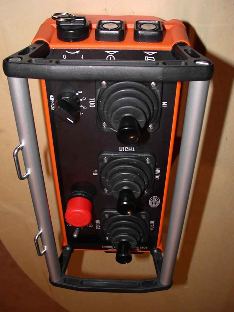Radio Transmitter Spectrum 3 M - FCC ID NO9MSB004 - HBC-radiomatic GmbH