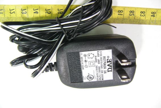 2.4GHz Wireless Plug-In AV Sender (Receiver) - FCC ID NOQJM2299R - Jesmay Electronics Co Ltd