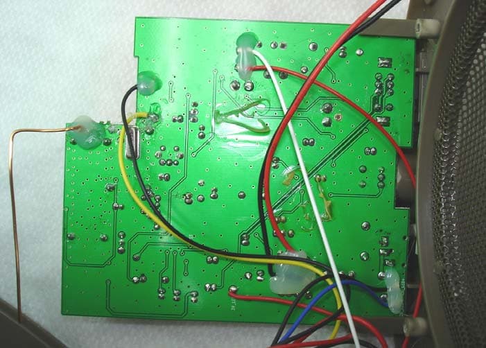 900MHz Outdoor Wireless Speaker Receiver - FCC ID NOY-AW822 - Atom Industrial Limited (4)