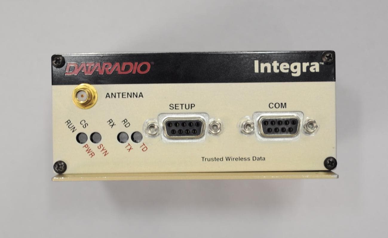 Integra VHF Wireless Radio Modem - FCC ID NP44018450 - CalAmp Wireless Networks Corporation (3)