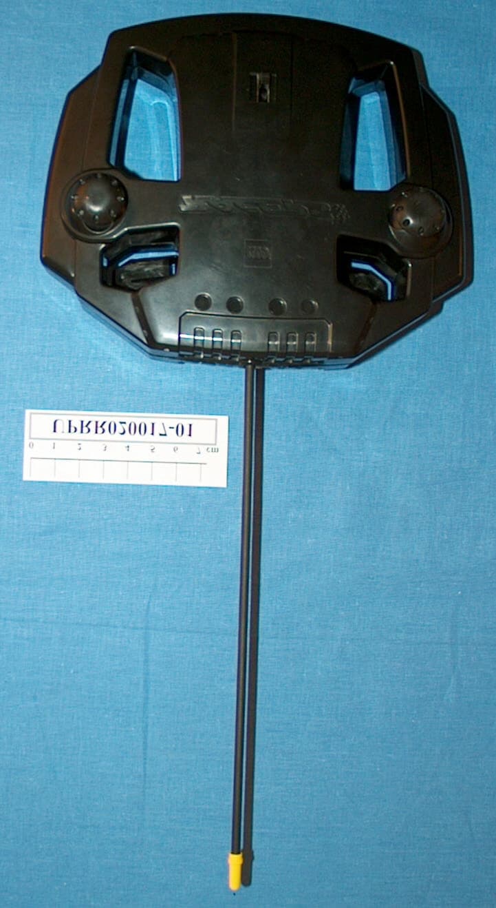 Remote Control for Toy - FCC ID NPI43448 - LEGO Systems Inc