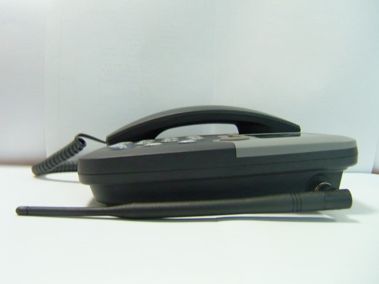 GSM850/PCS1900 Dual Band WLL Terminal - FCC ID NPQFX2000XG - Telian Corporation (5)