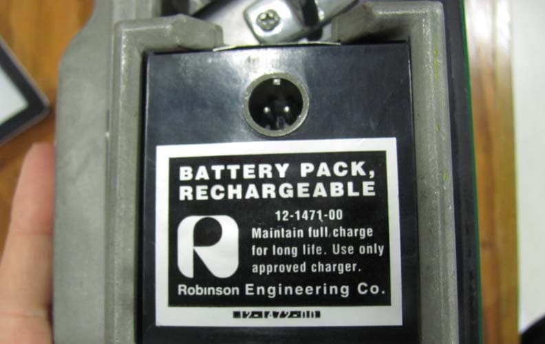 Craneboss Remote Control Transmitter - FCC ID NQHCBNT900TRX - Robinson Engineering Company Inc (5)