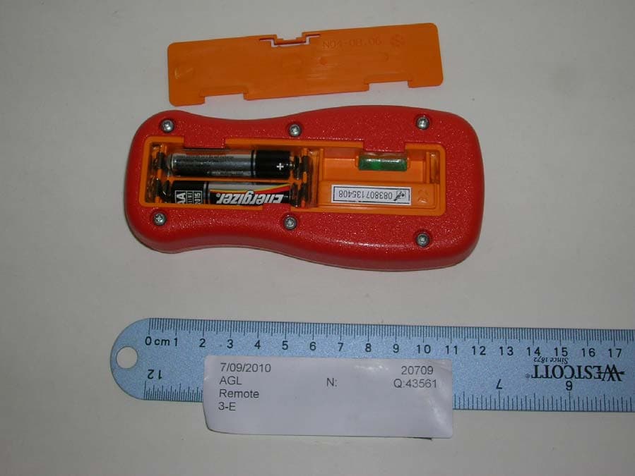 Remote Control for Laser Levelling System - FCC ID NR7GP15R - AGL Corporation (2)