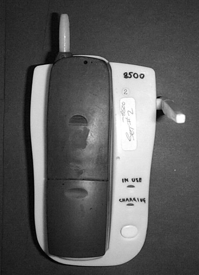 900 Mhz Cordless Phone - FCC ID NRM93 - Philips Consumer Communications
