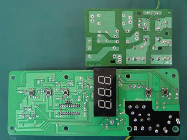 Microwave Oven - FCC ID NRTSZJENSMWOC30AB - Shenzhen Jens Electric Co Ltd (2)
