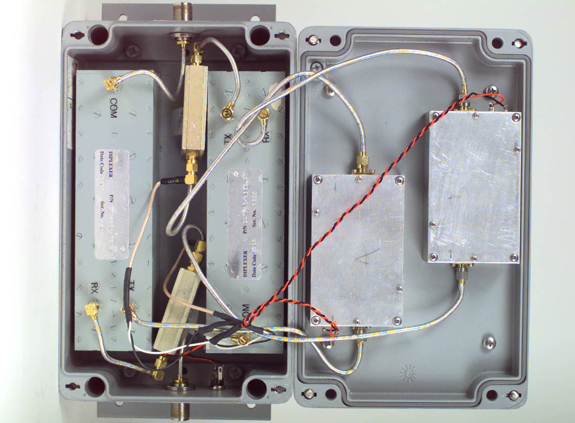 BI-DIRECTIONAL AMPLIFIER - FCC ID NT3BDA-1819-60 - Communication Components Inc (4)