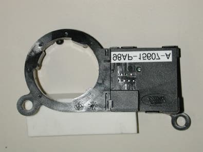 Vehicle Immobilizer System - FCC ID NT8-156072PATXCVR - Visteon Corporation (4)