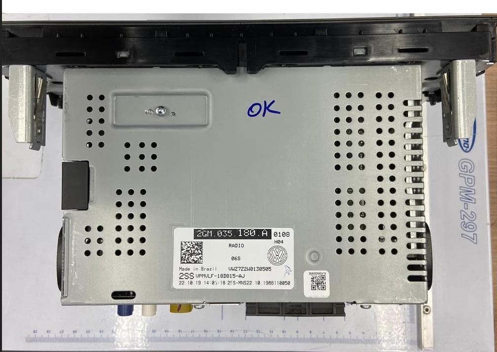 Display Audio Infotainment Unit 10 TP - FCC ID NT8-VWMIBREGIO - Visteon Corporation
