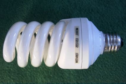 Self-ballasted Lamp - FCC ID NTHES1225 - Jung Woo International Inc