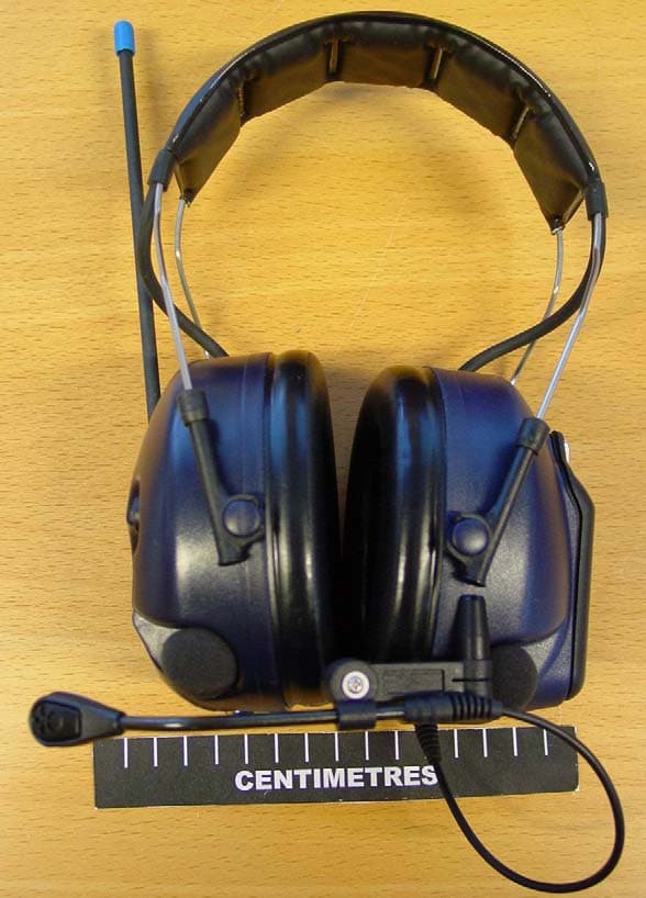 GMRS / FRS COMBINATION TRANSCEIVER - FCC ID NUVMT53H74 - Aearo Company (2)