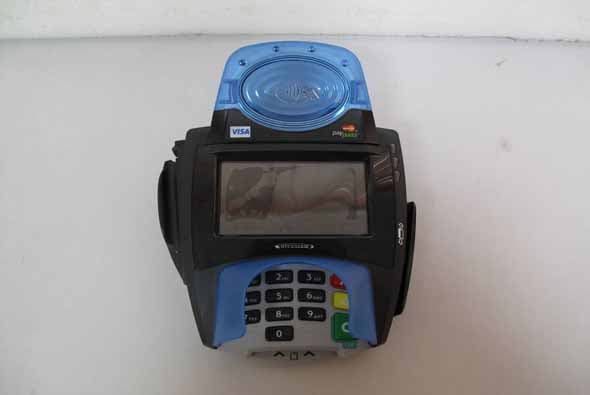 Multilane POS Terminal - FCC ID NVA00007 - Equinox Payments LLC (5)
