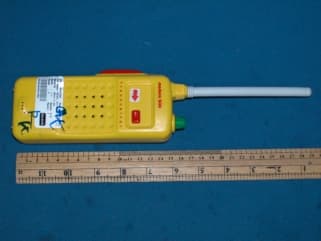 Walkie Talkie - FCC ID NVP-04441M49LT1 - Little Tikes Company, The (4)
