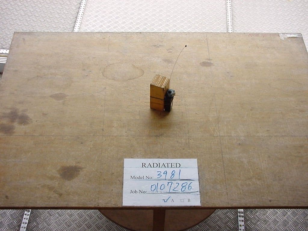 Remote Control Mouse - FCC ID NVU3981 - Westminster Inc (HK) Ltd