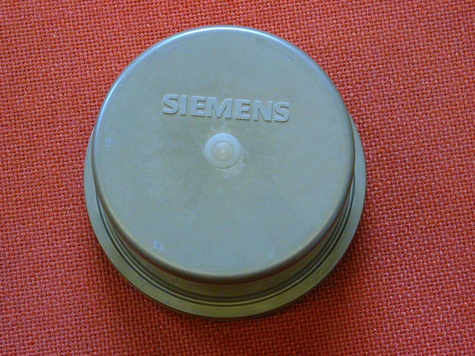 Active transponder for identification system - FCC ID NXWMOBYU-MDSU589 - Siemens AG