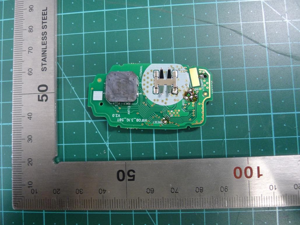 Remote Keyless Entry Transmitter - FCC ID NYOMBEC5FOB2004 - MOBASE ELECTRONICS CO., LTD. (4)