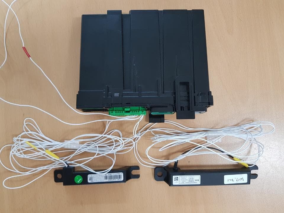 SCIM (Security Cab & Interface Module) - FCC ID NYOMBECSCIM2106 - MOBASE ELECTRONICS CO., LTD.