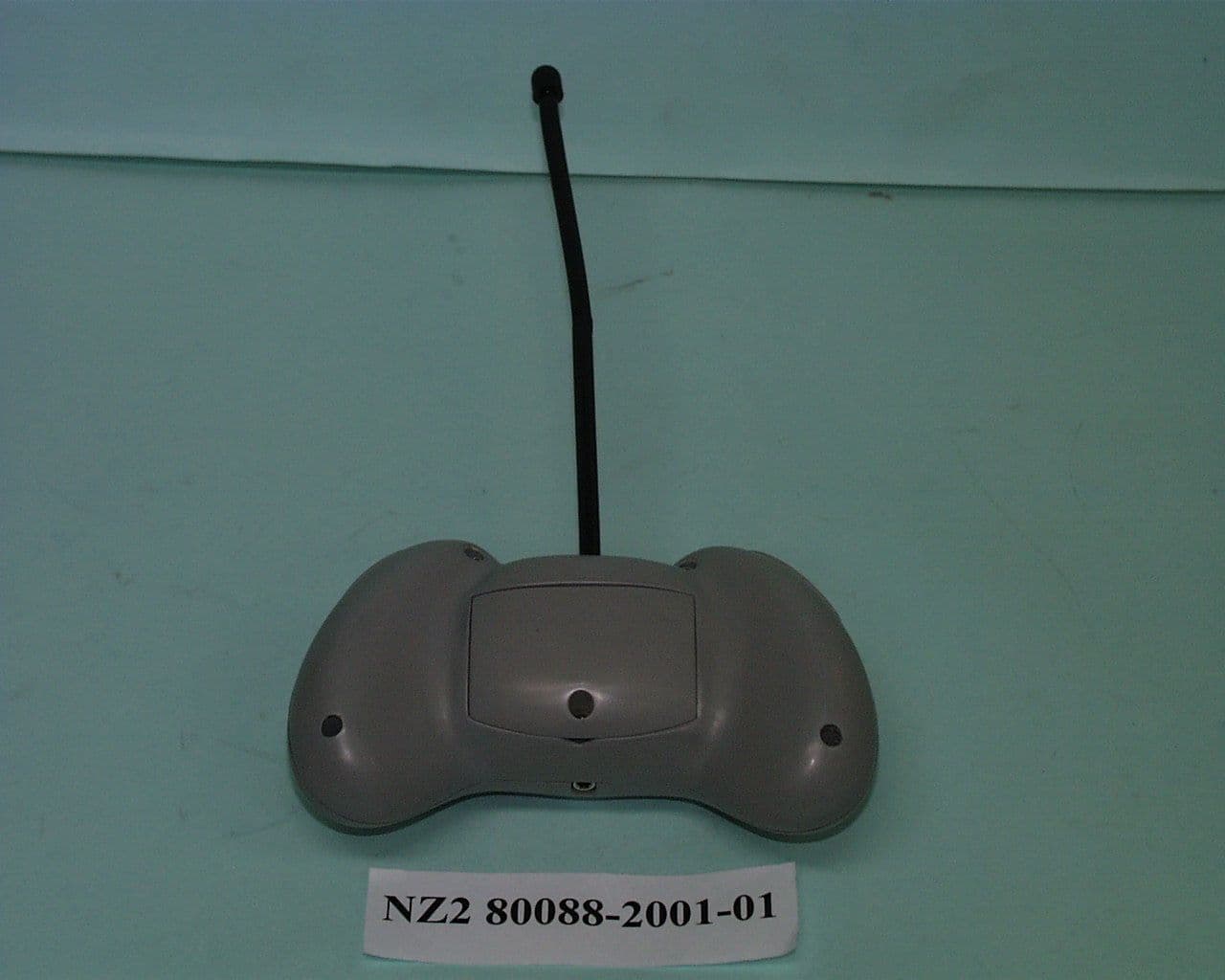 Remote Controller - FCC ID NZ280088-2001-01 - Creata International Ltd.