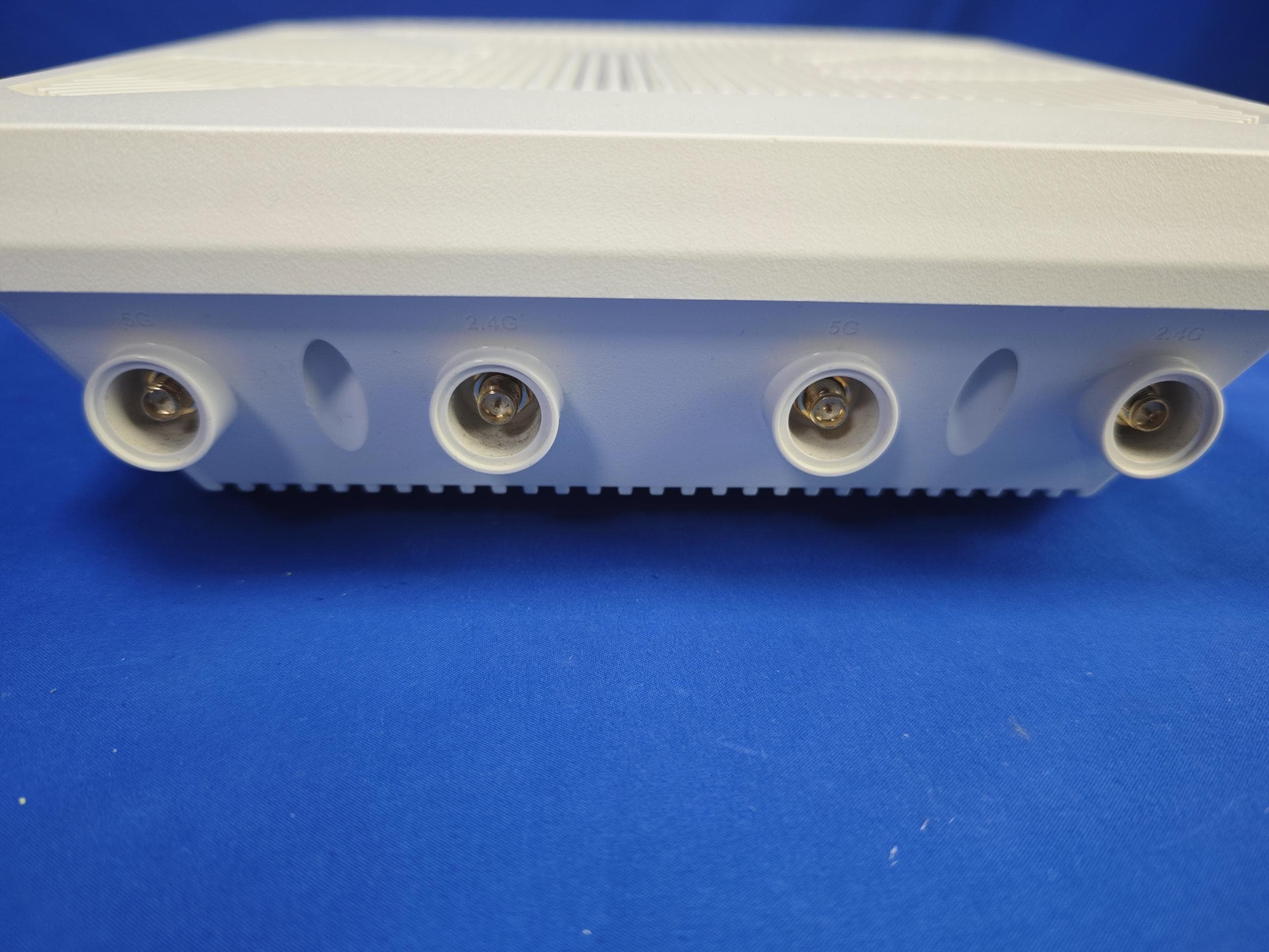 Wireless AP/Repeater - FCC ID NZ3-WN0007 - Winstars Technology Limited (2)