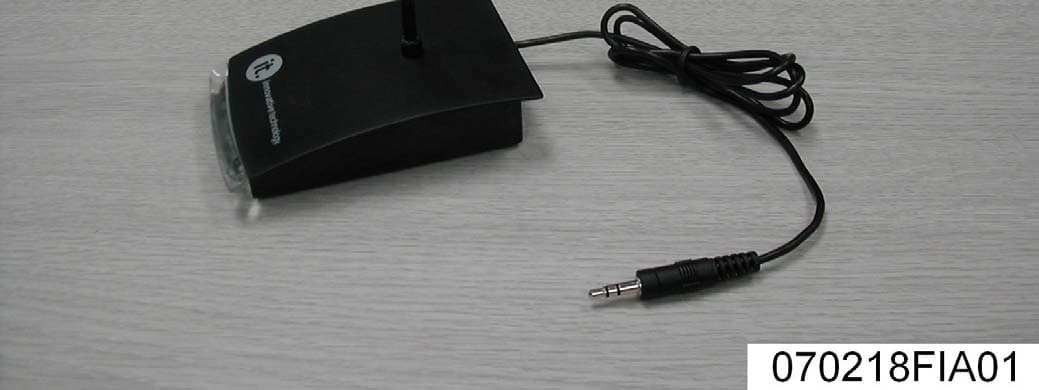 Base Transmitter for Wireless Headphone - FCC ID NZTSI03A - Artchief Industries Ltd. (5)