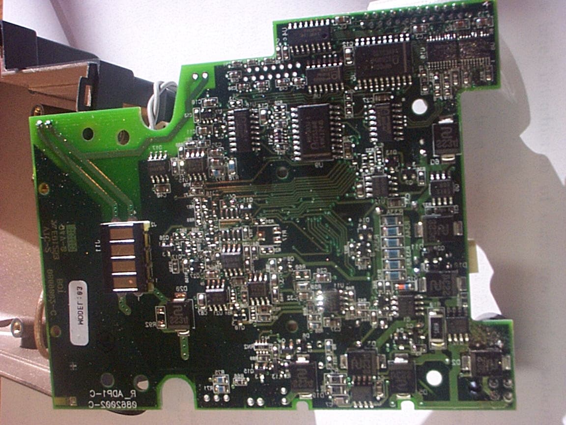 Point of Sale Device - FCC ID O2SNURIT3010CT - Verifone Inc.