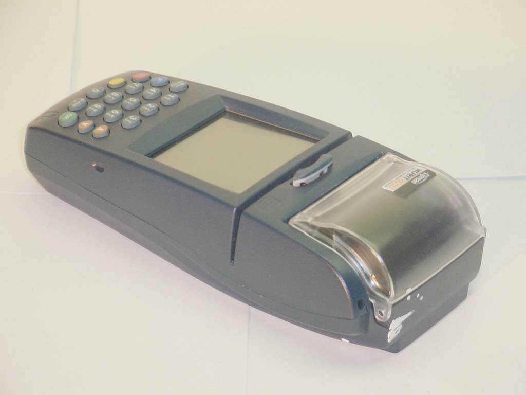 POINT OF SALE DEVICE - FCC ID O2SNURIT8000SWM - Verifone Inc. (3)