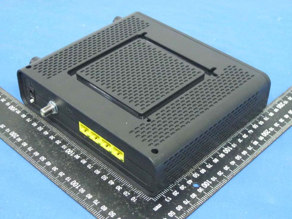 Cable modem - FCC ID O2UCG6640A - Compal Broadband Networks, Inc. (2)