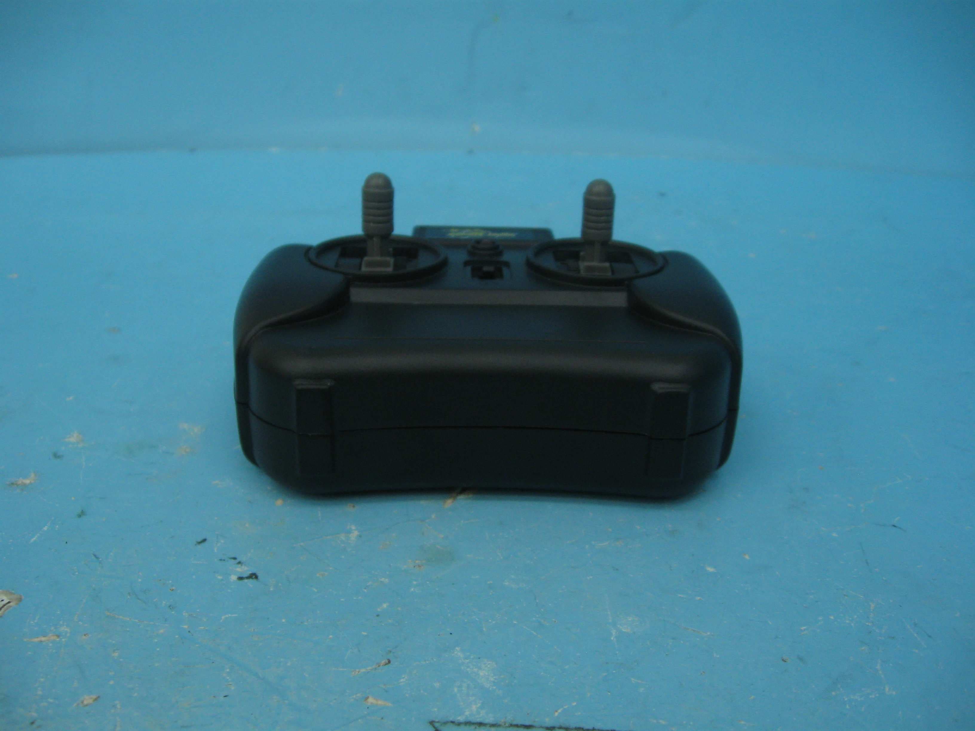 Remote Control Boat - FCC ID O2X93100 - Golden Bright Manufacturer Ltd (4)