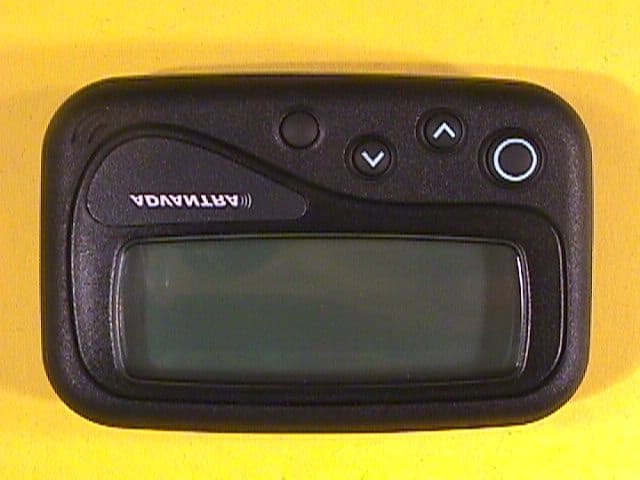 4 Line Alphanumeric ReFlex Pager - FCC ID O33AR1800 - Advantra International