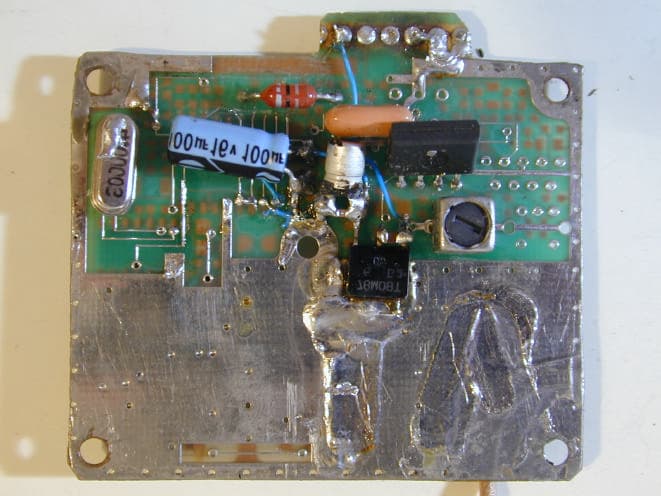 2.4 GHz Wireless Indoor Security Transmitter - FCC ID O3GDVL3000T - Digicom Corporation (5)